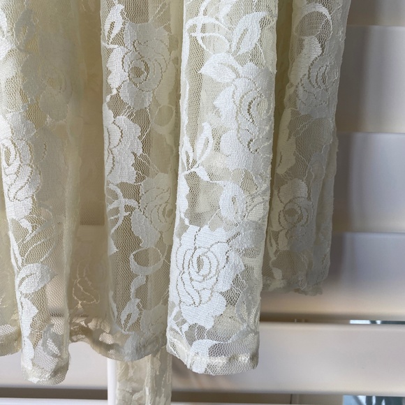 Pins & Needles Lace Kimono Top in Ivory (Size S) - Picture 8 of 9